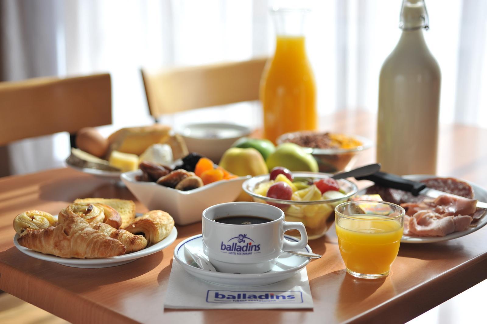 Hotel Restaurant Kyriad Direct Dijon Nord - Zenith - Toison D'Or Luaran gambar